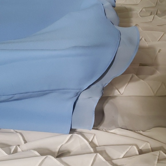 Csto. NWOT.   Blue: V-Neck; Lined; High-Low; Sleeveless Top. Size 22/24. - Picture 7 of 13